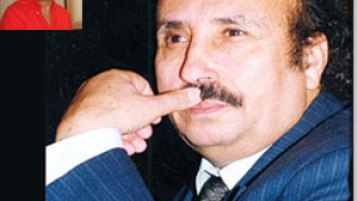 ” لست  ممن  ينتقدون  الثورة  من  وراء البحار  وإن  أردتم  أن  أغادر  البلاد فقولوها  لي  صراحة “