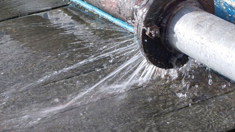 40 بالمائة.. نسبة المياه الضائعة بسبب اهتراء شبكات التوزيع