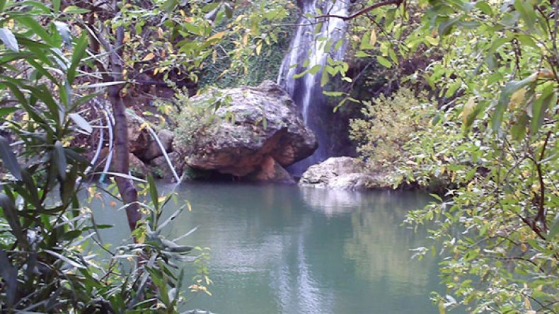 صائمون يقطعون 100 كلم لجلب مياه الينابيع بتيسمسيلت؟!