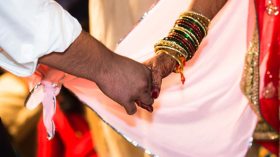 أعيان 9 بلديات بباتنة يحدّدون سقف شروط الزواج بـ20 مليونا