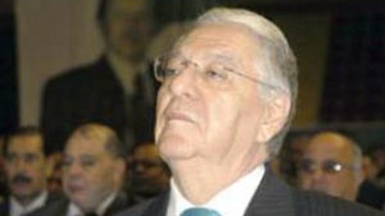 ولد عباس متهم بعدم إيصال منح ذوي الاحتياجات الخاصة لأصحابها