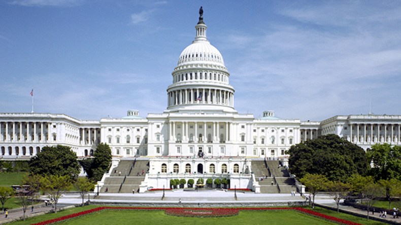 لماذا يحلم الناس بأمريكا؟