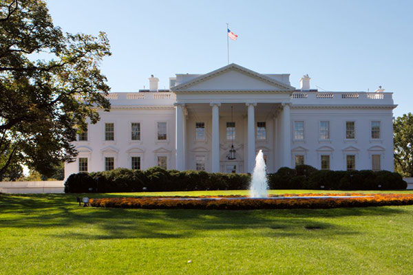 Bouteflika félicite le nouveau président américain Donald Trump