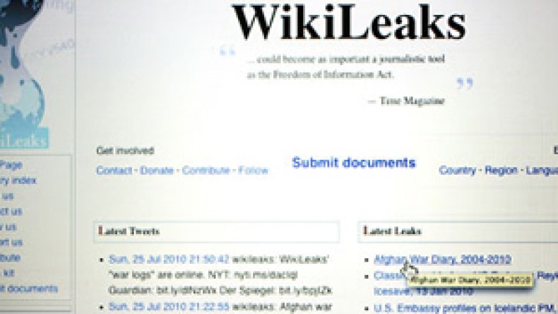 القاعدة استغلت 10 مساجد ومراكز إسلامية لتجنيد إرهابيين بكندا وفرنسا والقاهرة