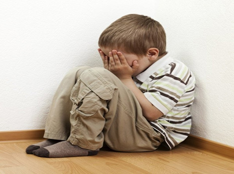 50 000 enfants victimes de violence annuellement