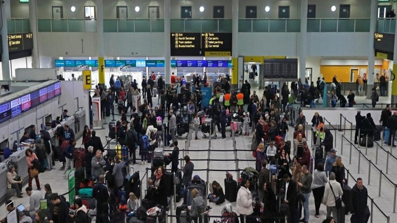 مطار غاتويك البريطاني يستأنف رحلاته