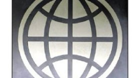 الجزائر فشلت في استغلال مداخيل النفط لتسريع وتيرة الإصلاحات الاقتصادية