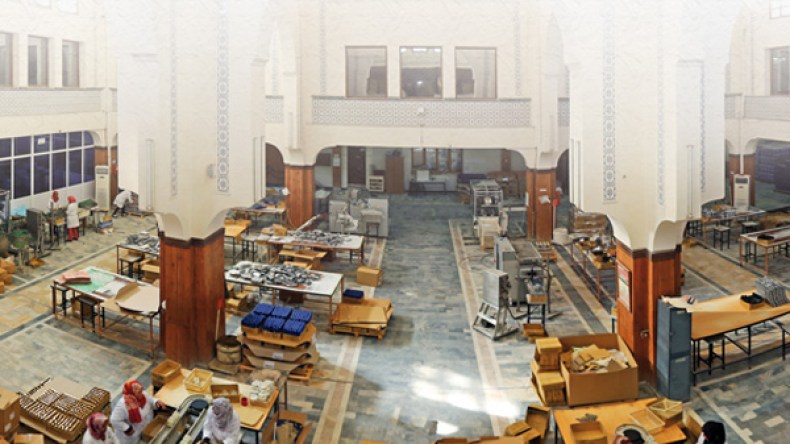 على الدولة واجب حماية الصناعة الوطنية القادرة على المنافسة