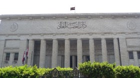 مصر: إرجاء محاكمة المتهمين بإحراق نسخة من الإنجيل