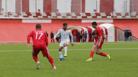 لماذا لا تلعب الأندية الجزائرية مقابلتَين في الأسبوع؟