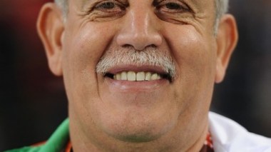 Will Rabah Saadane abandon his assistants to stay at Algeriaâ€™s team coaching?