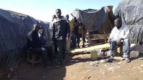 نقل المهاجرين الأفارقة ببرج بوعريريج إلى مركز تجميع بسطيف