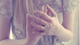 هل تستطيعين اتخاذ القرار باستئصال ثدييك احترازا من السرطان؟!