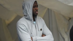 يحي توري: اللاعبون الأفارقة همّهم الأول المال والسيارات والفتيات