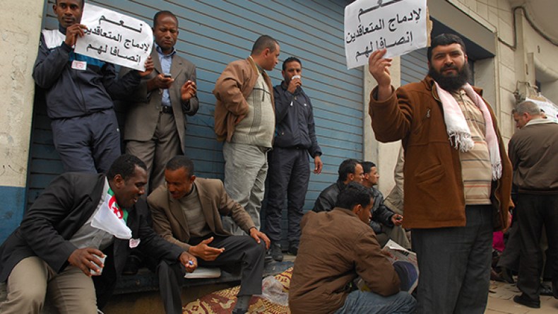 الأساتذة المتربصون يشلون قطاع التربية في برج باجي مختار بأدرار