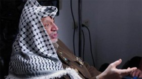 عرفات لمقربيه قبل وفاته: إنهم يريدون التخلّص مني