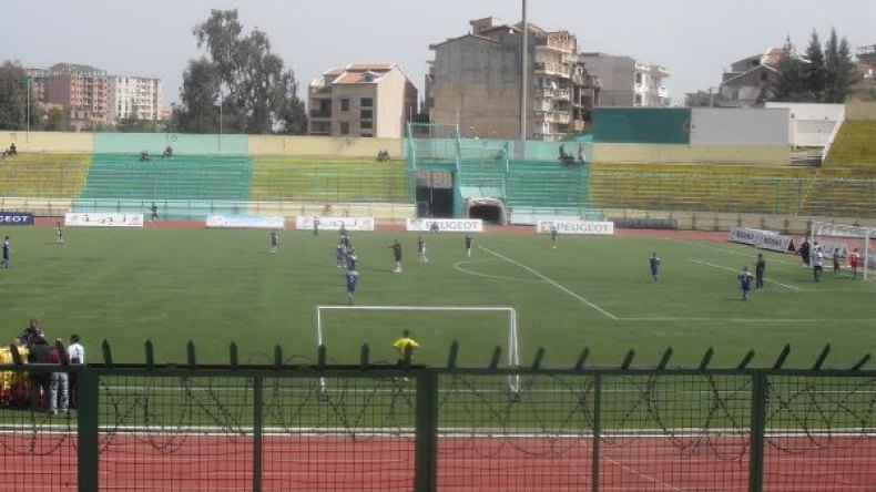 غلق ملعب تيزي وزو ومعاقبة أنصار شبيبة القبائل