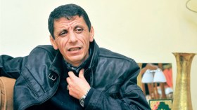 أحتفظ بـ”سبحة” الباجي وكمال مسعودي مات وقصيدي في جيبه