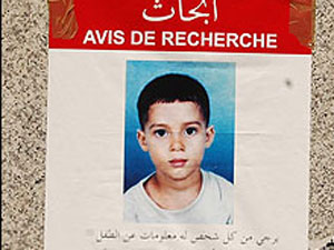 Rich hand businessmen hire bodyguards to face kidnappings in Algeria