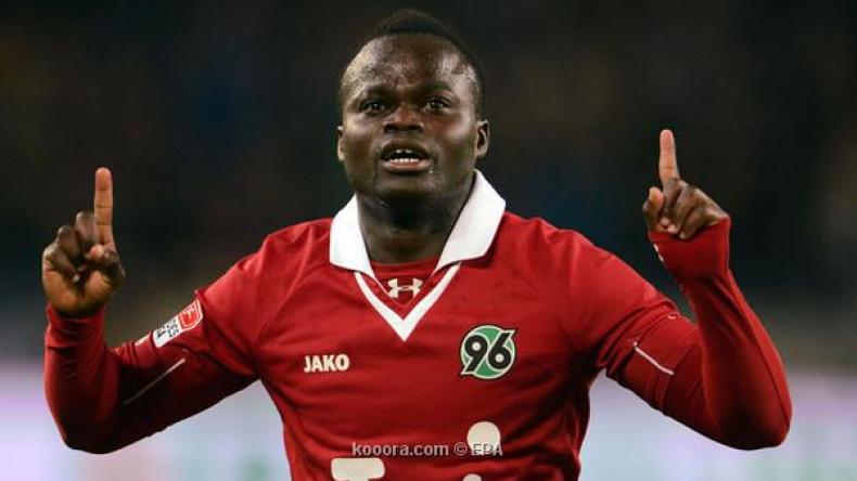 داء “الملاريا” يواصل التعدي على نجوم الكرة الأفارقة