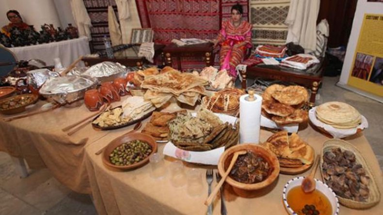 هكذا يقسم عشاء يناير بين أفراد الأسرة