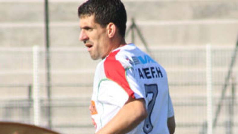 حريزي لن يلتحق بالنصرية والأنصار يرفضون عودة ياسف