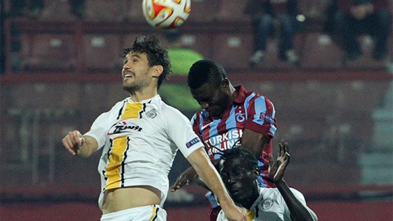 مصطفى ياتاباري: يجب أن نقدم 200 بالمائة من مستوانا للفوز على الجزائر