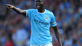 توري يوجه عدة صفعات لهازارد في لقطة طريفة