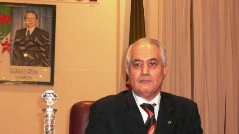 وزير الداخلية يأمر بفتح تحقيق في ملابسات وفاة اللاعب “إيبوسي”