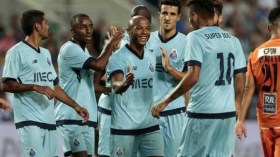 براهيمي يفتتح عدّاد التهديف بِتوقيعَين