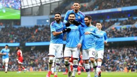 غوارديولا يرفض الكشف عن الثلاثي المُصاب بِفيروس “كورونا”