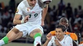 اجتماع  سعدان  بيبدة  جعله  يضحي  بمنصوري