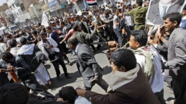 Yémen: les manifestants anti-Saleh solidaires des Syriens