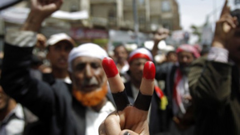 ‮”‬قبول‭ ‬الرئيس‭ ‬للمبادرة‭ ‬الخليجية‭ ‬مجرد‭ ‬مراوغة‮”‬