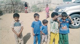 سكان قرية مبصرون في النهار… عميان بالليل