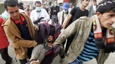Yémen: près de 40 manifestants blessés à l'est de Sanaa