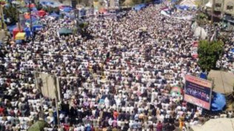 خطباء جمعة “الإصرار” : “اللهم عجل بخلاصنا من علي طالح”