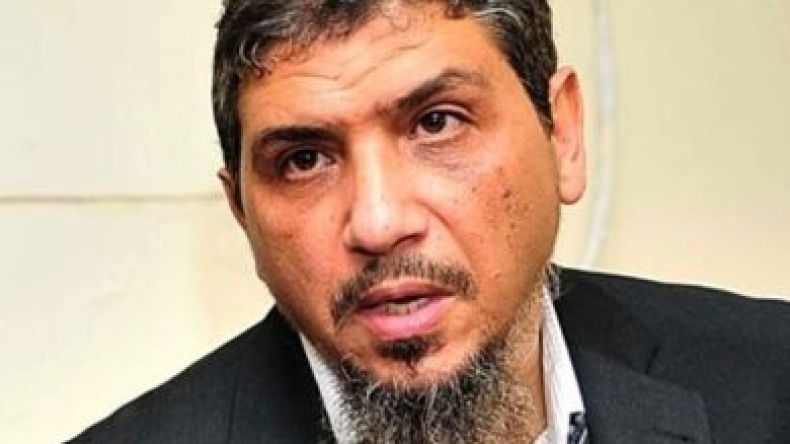 يسري حماد: تفجيرات سيناء “مسرحية”