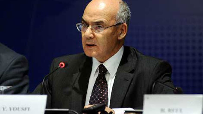 يوسفي‭:‬‮ “‬أسعار‭ ‬النفط‭ ‬مهددة‭ ‬بالإنهيار‭ ‬بسبب‭ ‬رفع‭ ‬الإنتاج‮”‬