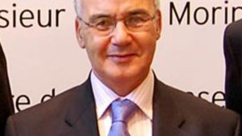 يوسف يوسفي يؤكد انعدام فائض في المعروض النفطي