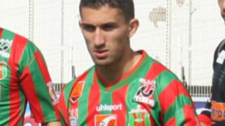 يونس قد يراوغ بلوزداد ويمضي لسطيف