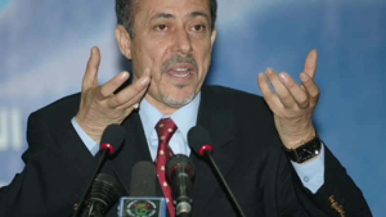 “النيران الصديقة” تشتت أعضاء اللجنة السياسية لمراقبة الانتخابات