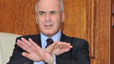 Yousfi: ” Pas de recours à l’endettement extérieur quelques soient les circonstances”