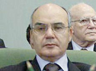 Youcef Yousfi, un ami de Bouteflika pour désamorcer les “bombes” de Sonatrach