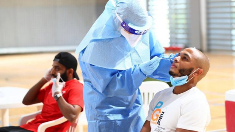 خضوع بونجاح وبراهيمي لِفحص الكشف عن “كورونا”