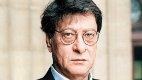 شعراء من الجزائر وفلسطين يحتفون بالرمز محمود درويش