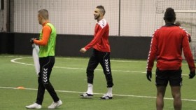 يلعب لأواسط “الخضر”..والي يمضي عقدا احترافيا مع رامس الفرنسي