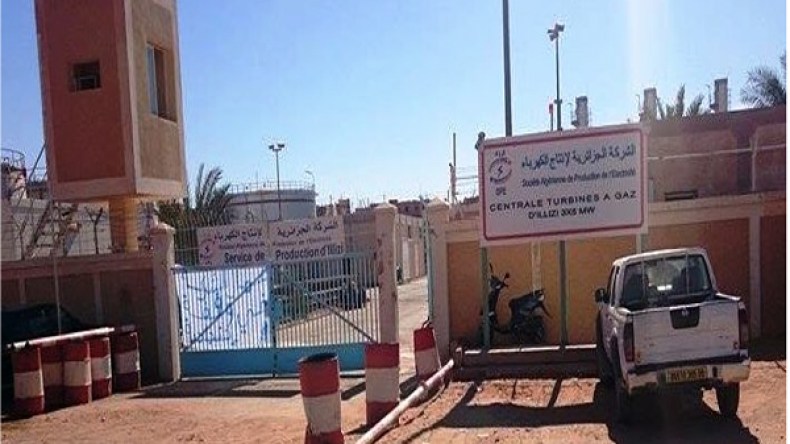 عمال شركة إنتاج الكهرباء يحتجون بسبب عدم تصنيف إن أمناس كمنطقة بترولية