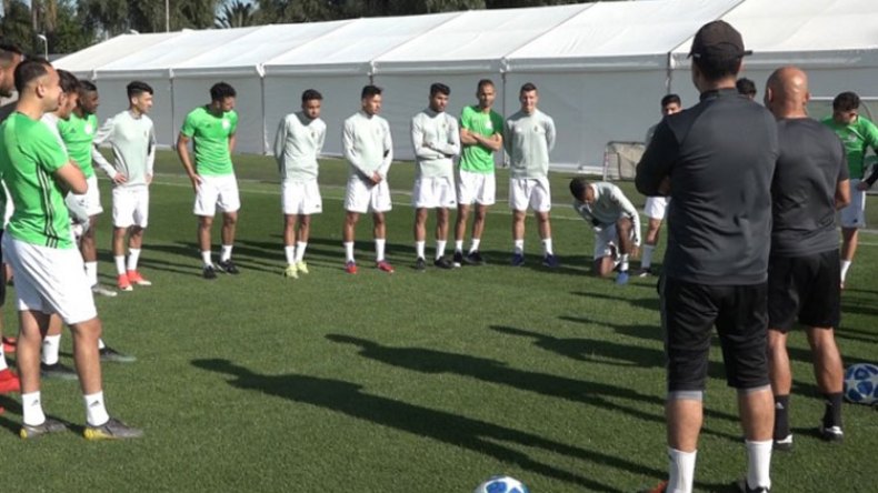 زطشي “يهرب” بِالمنتخب الأولمبي إلى سطيف!