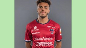 لاعب آخر مُغترب يُوجّه رسالة إلى بلماضي